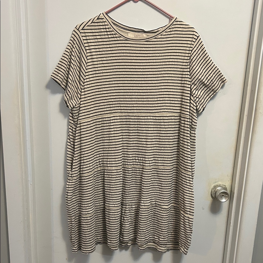 LOFT Black and Cream oversized petite dress